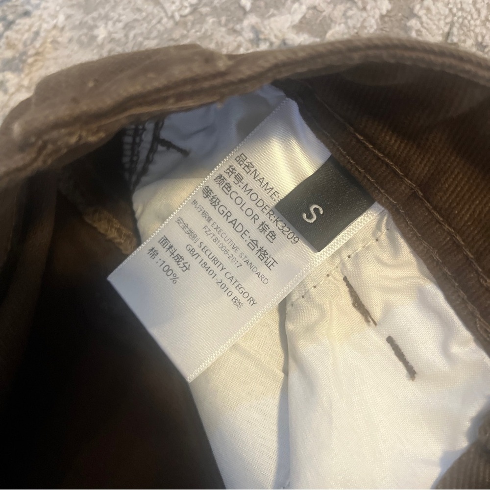 11KN Brown Cargo Pants Size Small Stars Pass By Leave Traces Puzzles - Picture 9 of 9